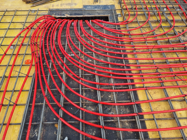 Monolit födém mennyezethűtési rendszer